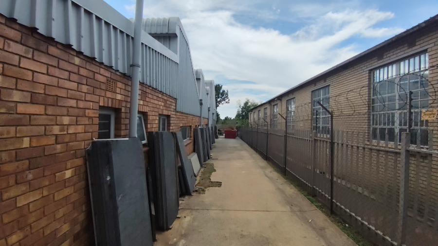 Commercial Property for Sale in Robertville Gauteng