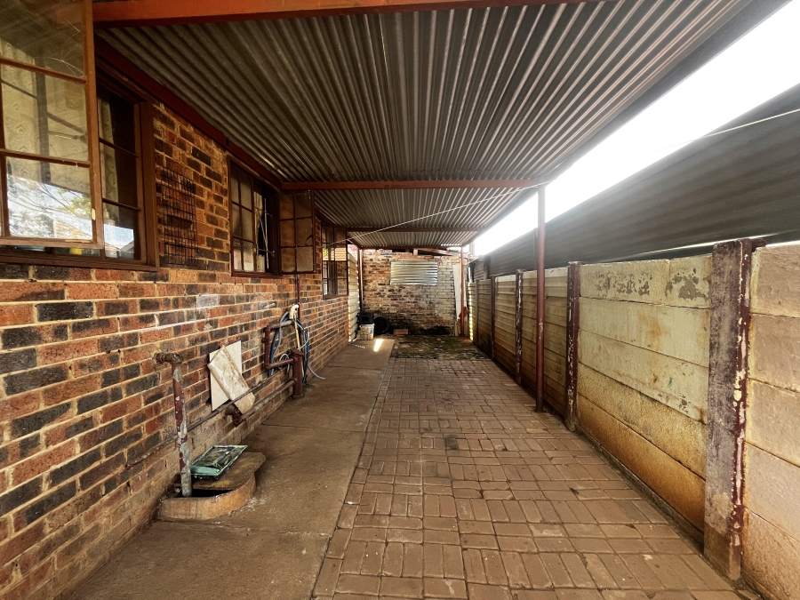 2 Bedroom Property for Sale in Elandspoort Gauteng