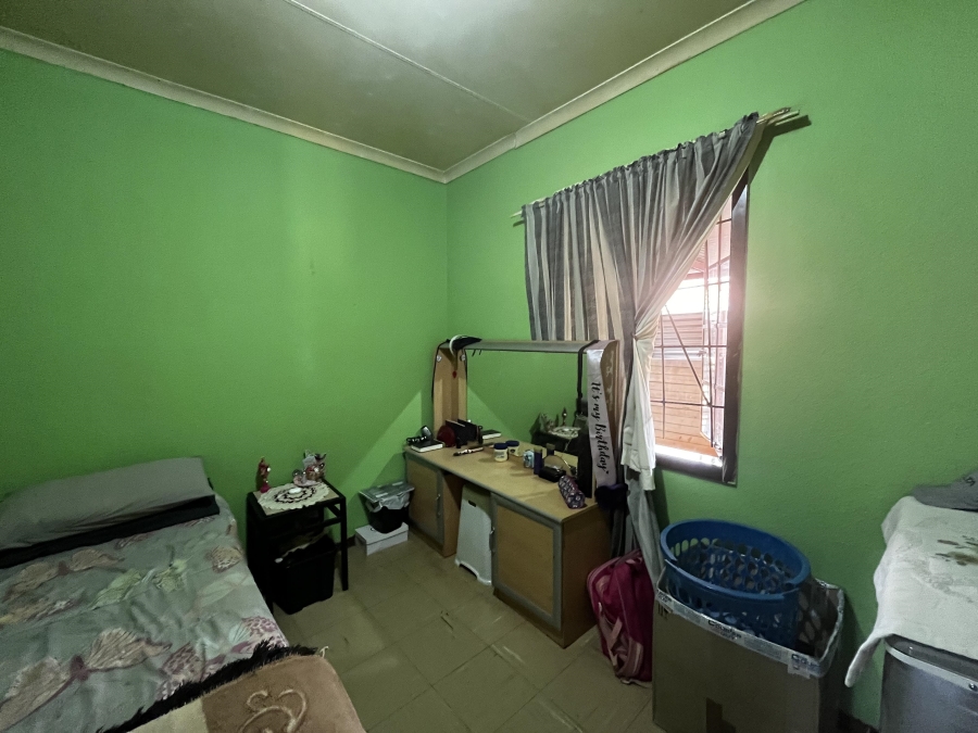 2 Bedroom Property for Sale in Elandspoort Gauteng