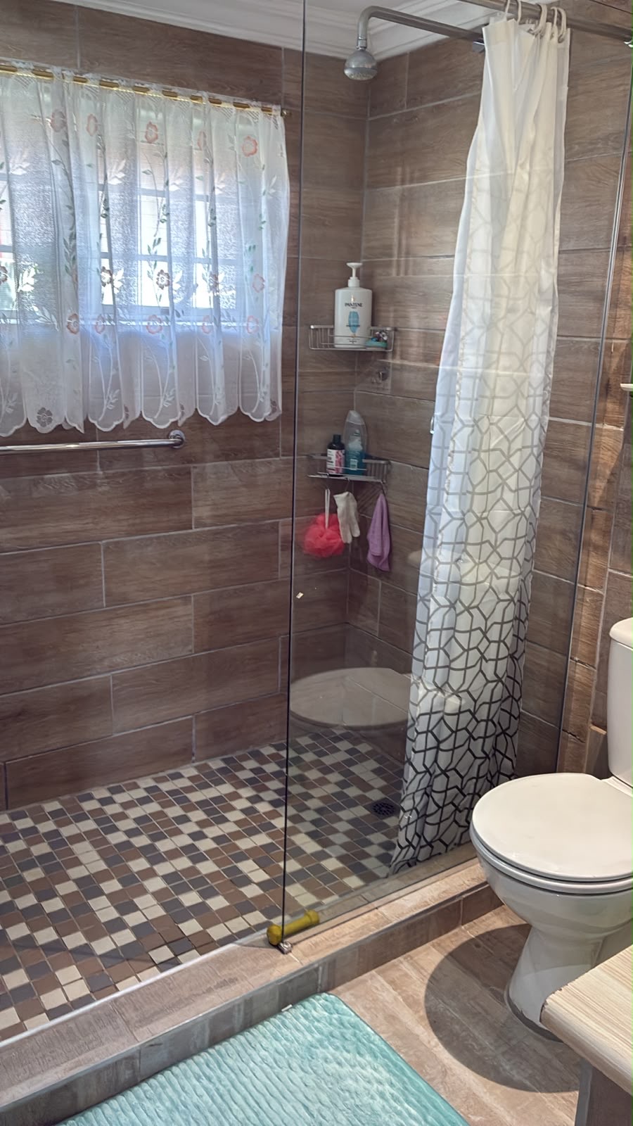 To Let 2 Bedroom Property for Rent in Mondeor Gauteng