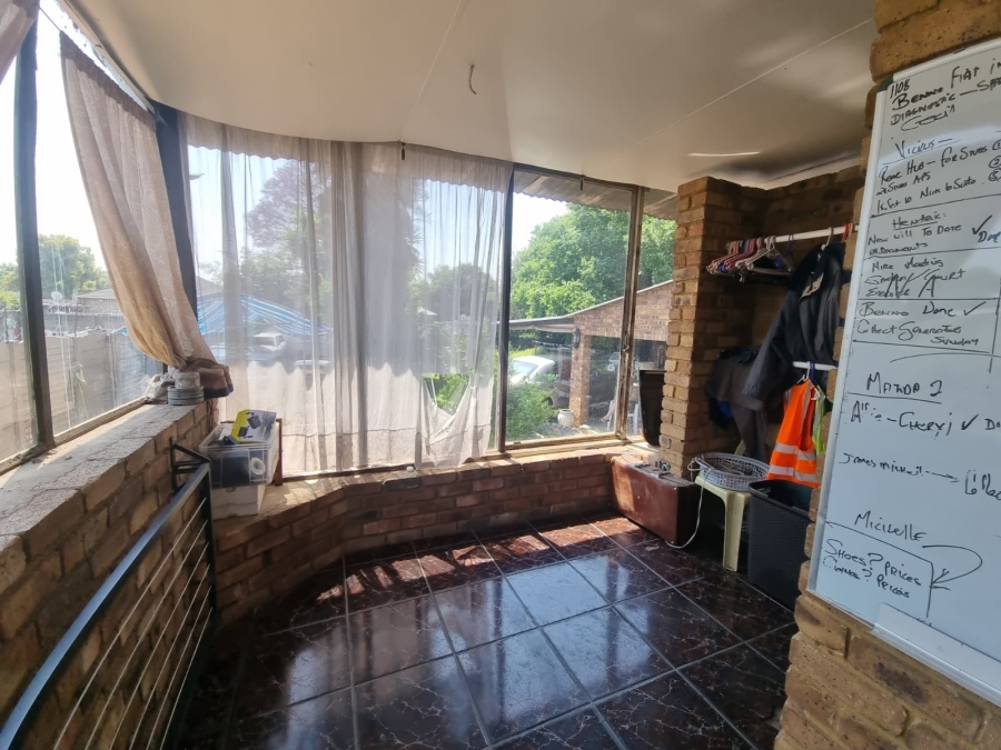 3 Bedroom Property for Sale in Delville Gauteng
