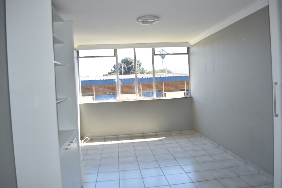 1 Bedroom Property for Sale in Pretoria North Gauteng