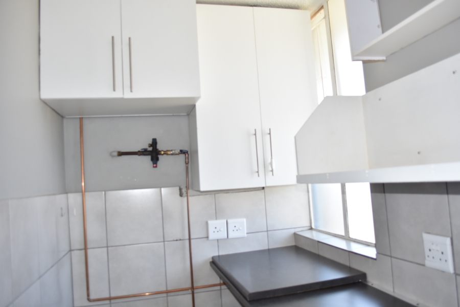 1 Bedroom Property for Sale in Pretoria North Gauteng