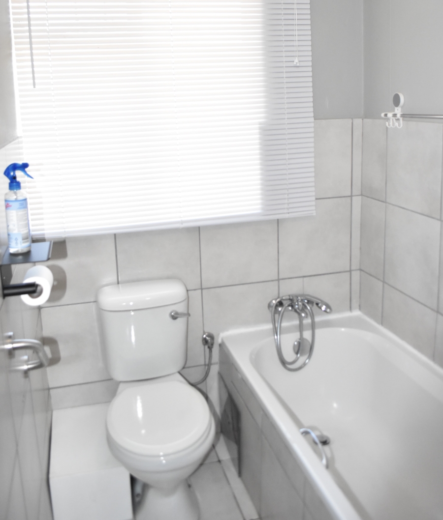 1 Bedroom Property for Sale in Pretoria North Gauteng