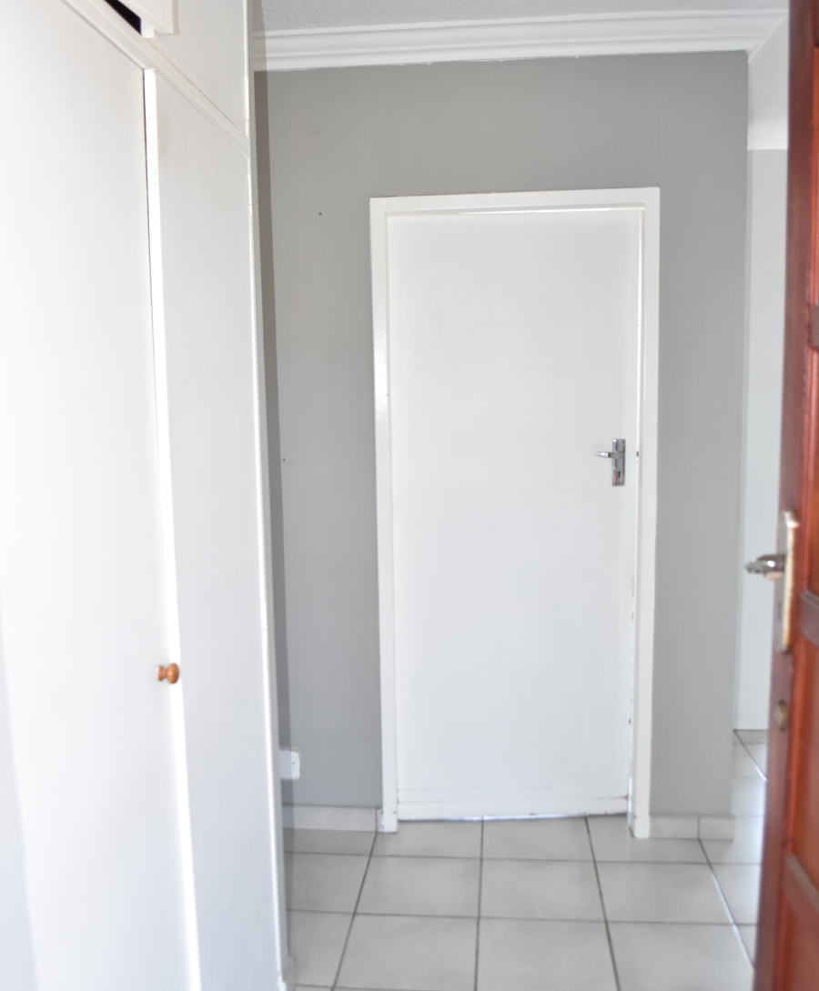 1 Bedroom Property for Sale in Pretoria North Gauteng