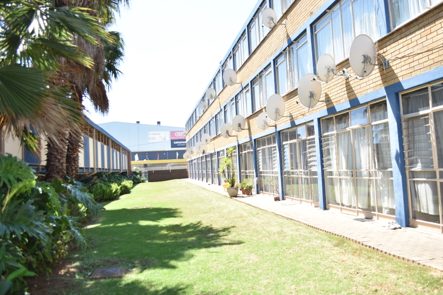 1 Bedroom Property for Sale in Pretoria North Gauteng