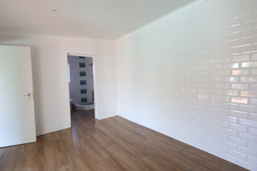 3 Bedroom Property for Sale in Dawnview Gauteng