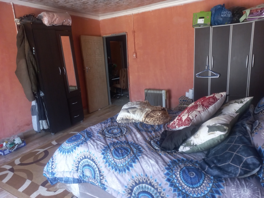 3 Bedroom Property for Sale in Lenasia South Gauteng