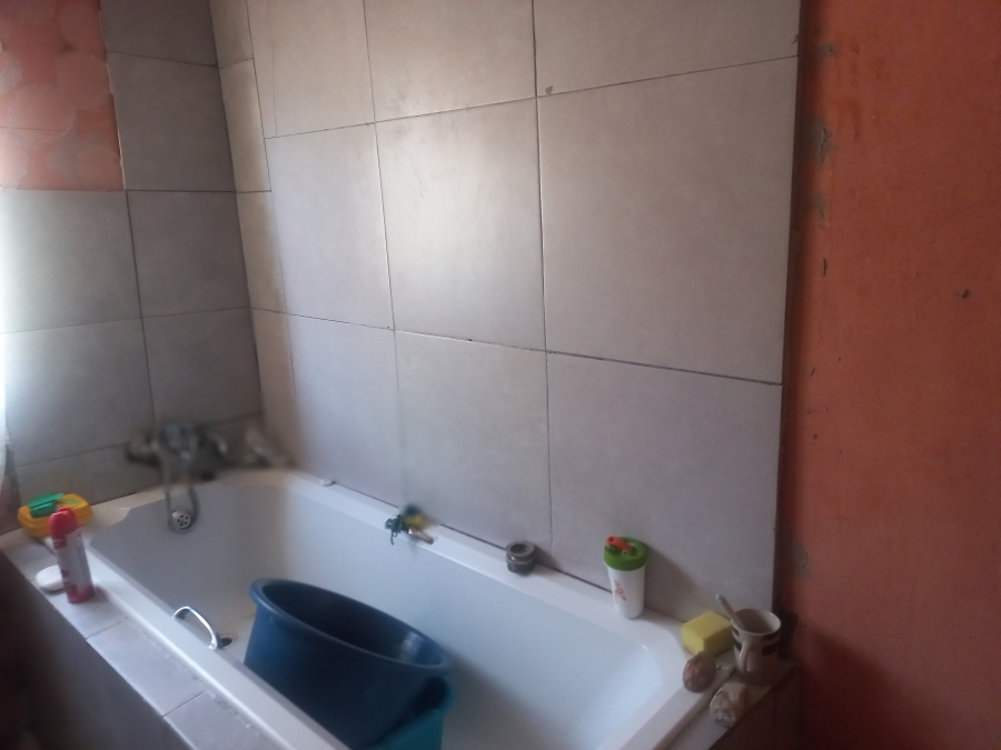 3 Bedroom Property for Sale in Lenasia South Gauteng