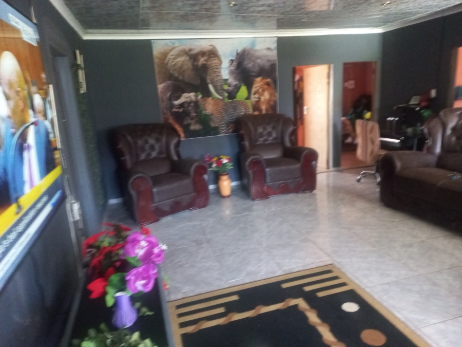 3 Bedroom Property for Sale in Lenasia South Gauteng