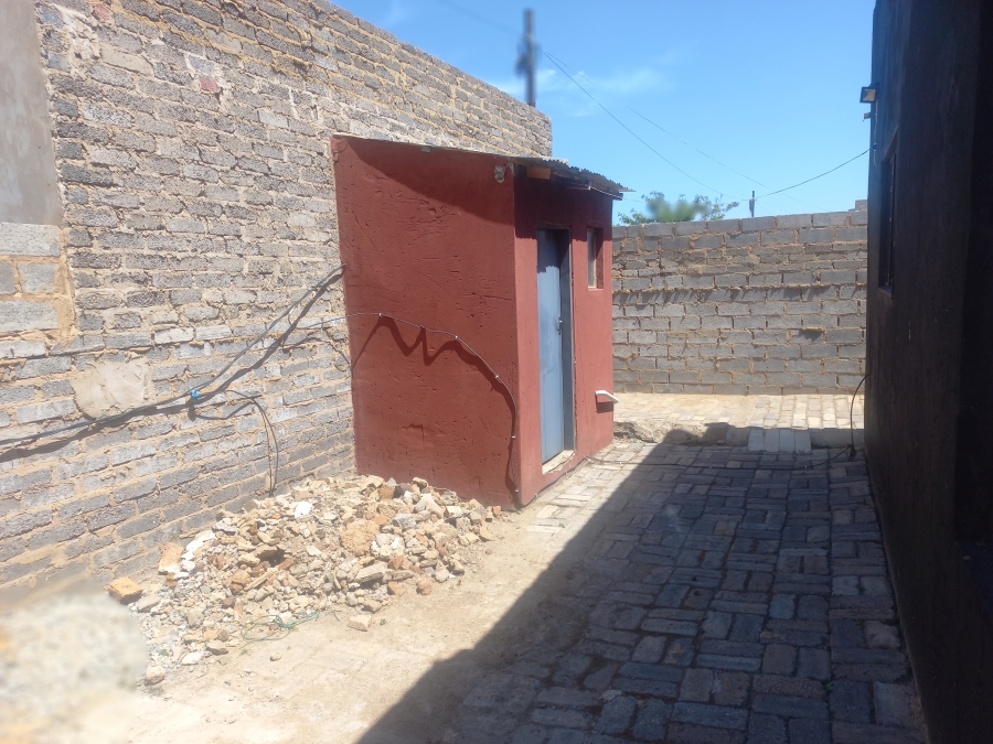 3 Bedroom Property for Sale in Lenasia South Gauteng