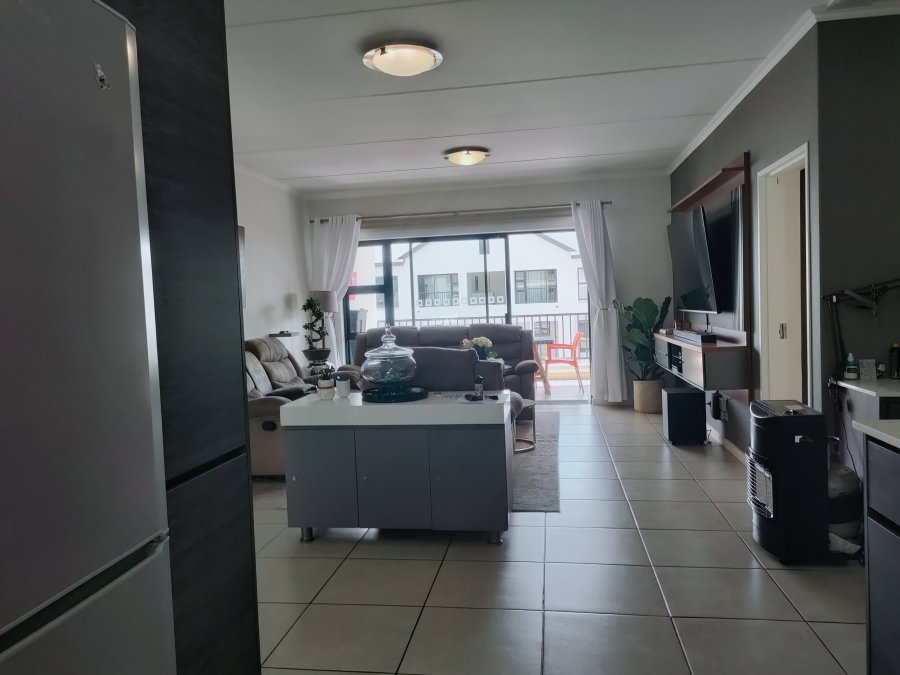 2 Bedroom Property for Sale in Greenstone Hill Gauteng