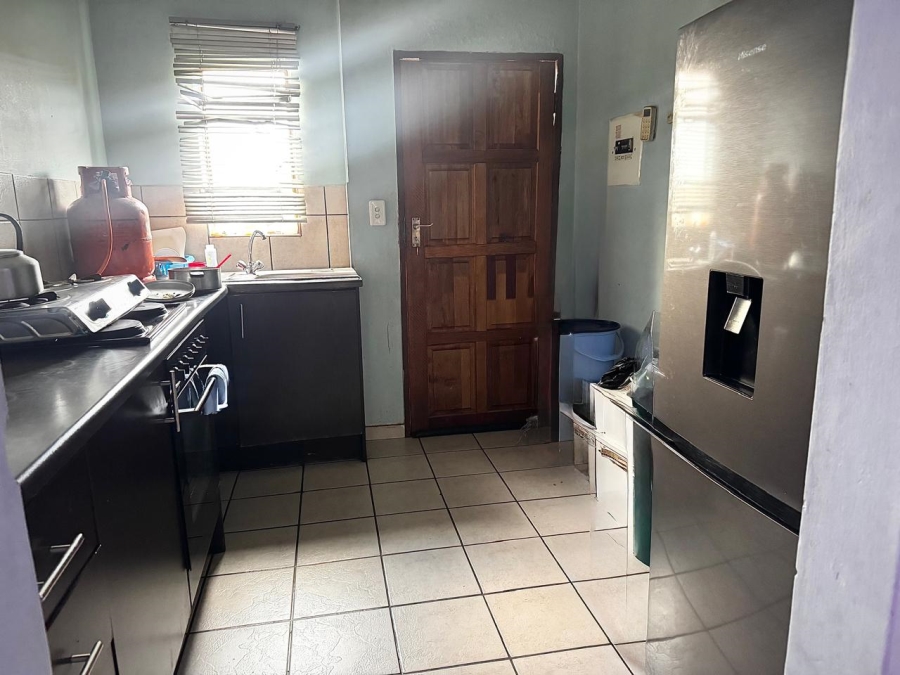 2 Bedroom Property for Sale in Dawn Park Gauteng