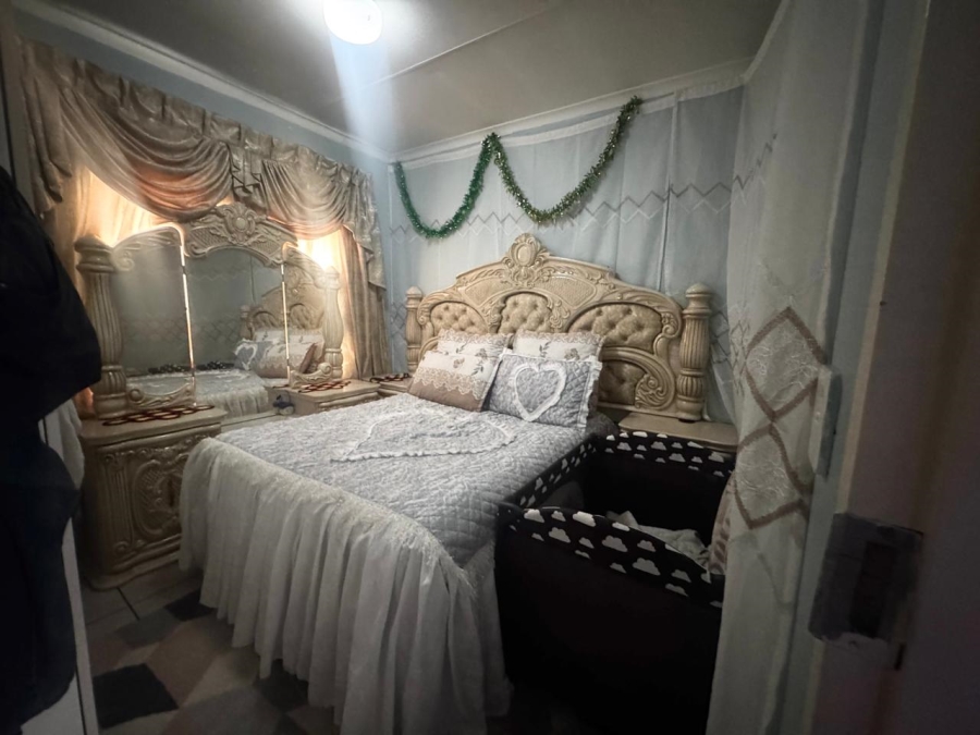 2 Bedroom Property for Sale in Dawn Park Gauteng