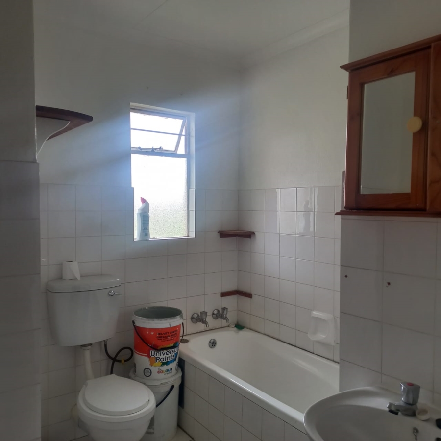 To Let 3 Bedroom Property for Rent in Radiokop Gauteng