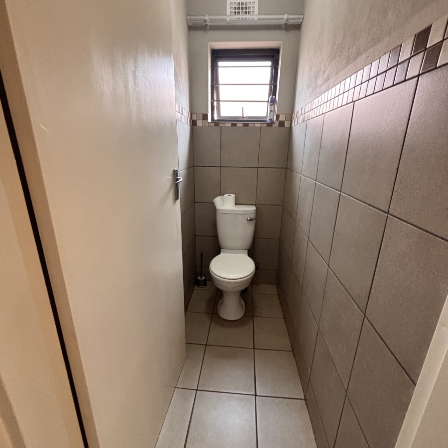 2 Bedroom Property for Sale in Protea Glen Gauteng