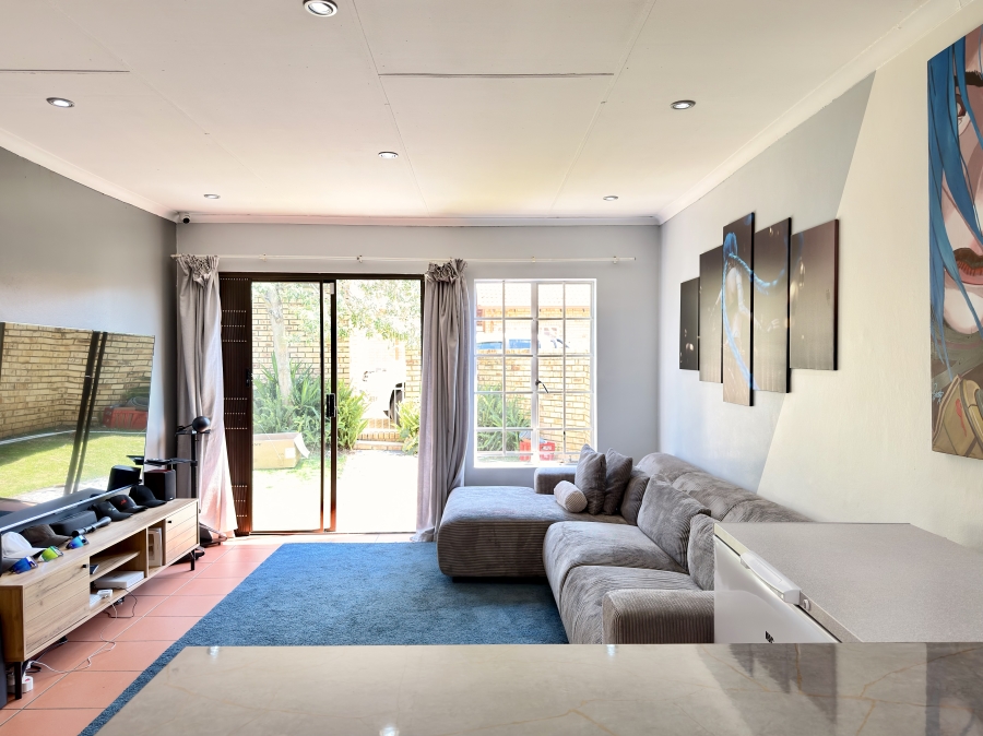 2 Bedroom Property for Sale in Moreleta Park Gauteng