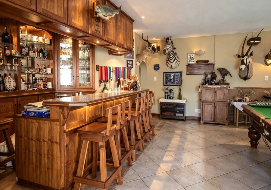 6 Bedroom Property for Sale in Amandasig Gauteng