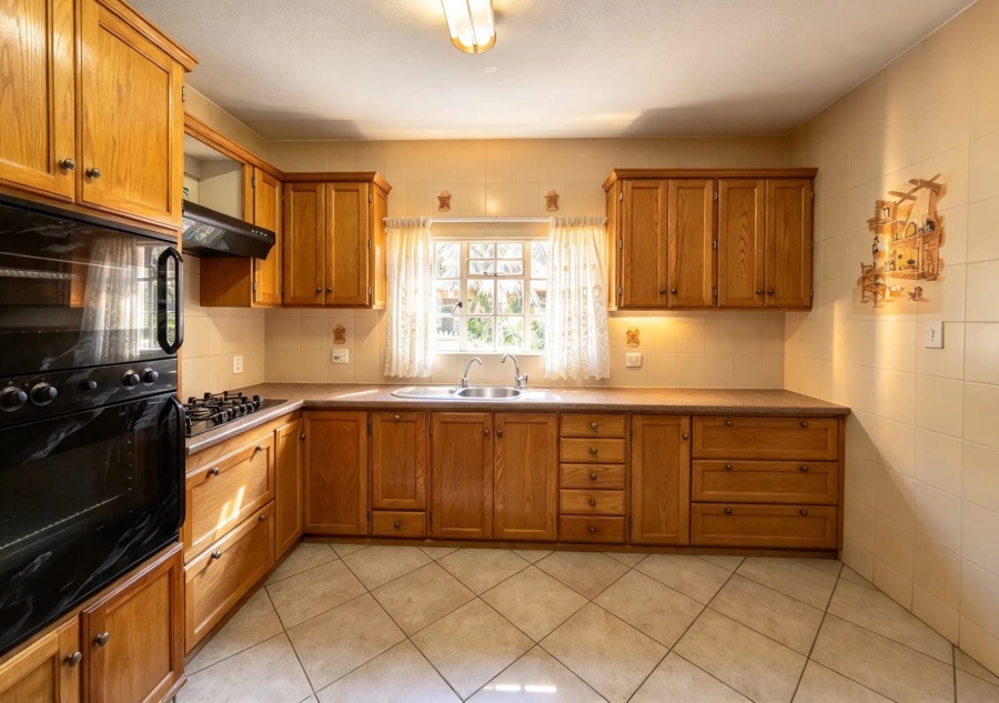 6 Bedroom Property for Sale in Amandasig Gauteng