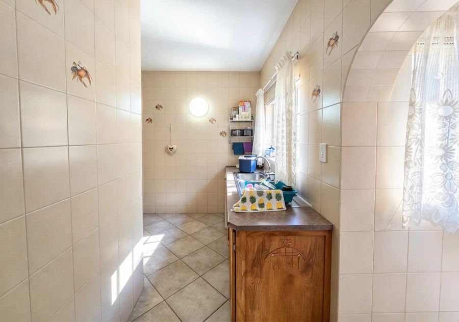 6 Bedroom Property for Sale in Amandasig Gauteng