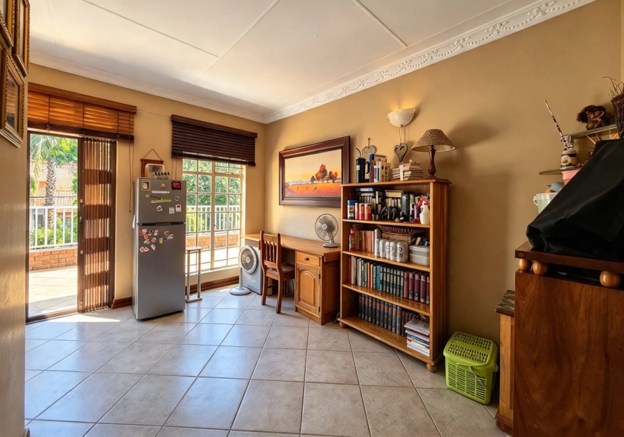 6 Bedroom Property for Sale in Amandasig Gauteng