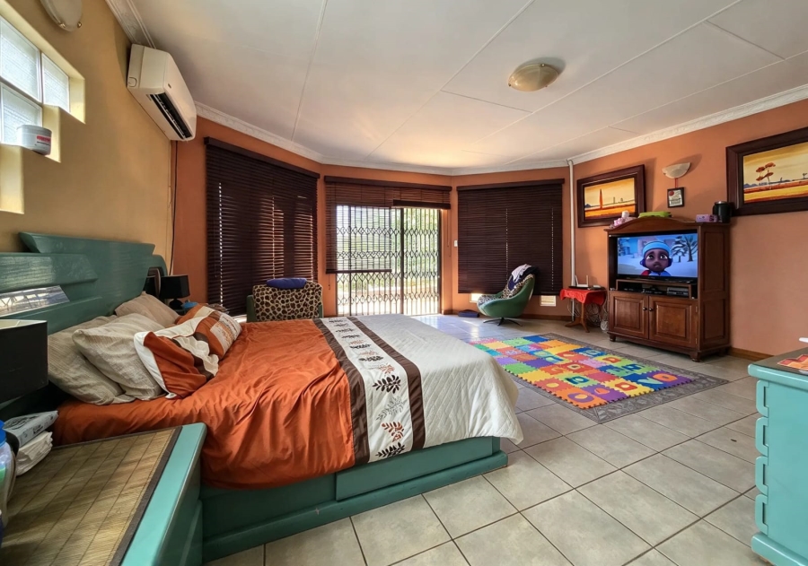 6 Bedroom Property for Sale in Amandasig Gauteng