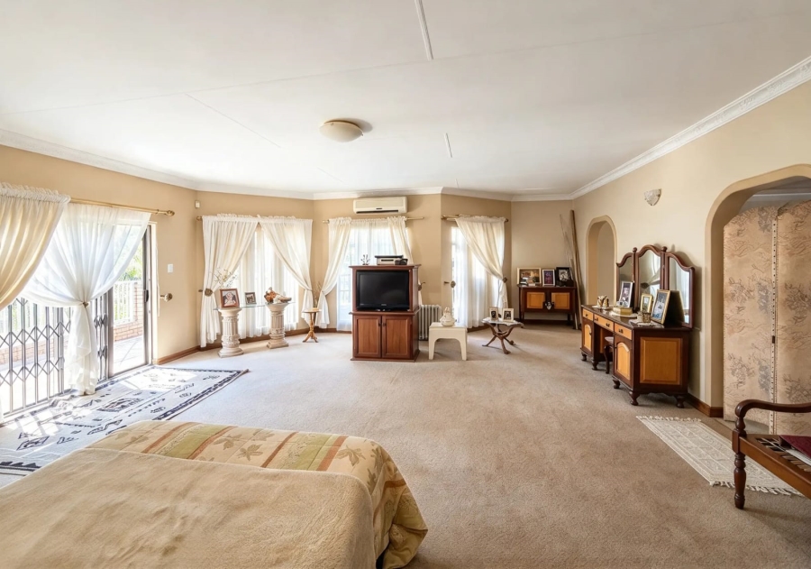 6 Bedroom Property for Sale in Amandasig Gauteng