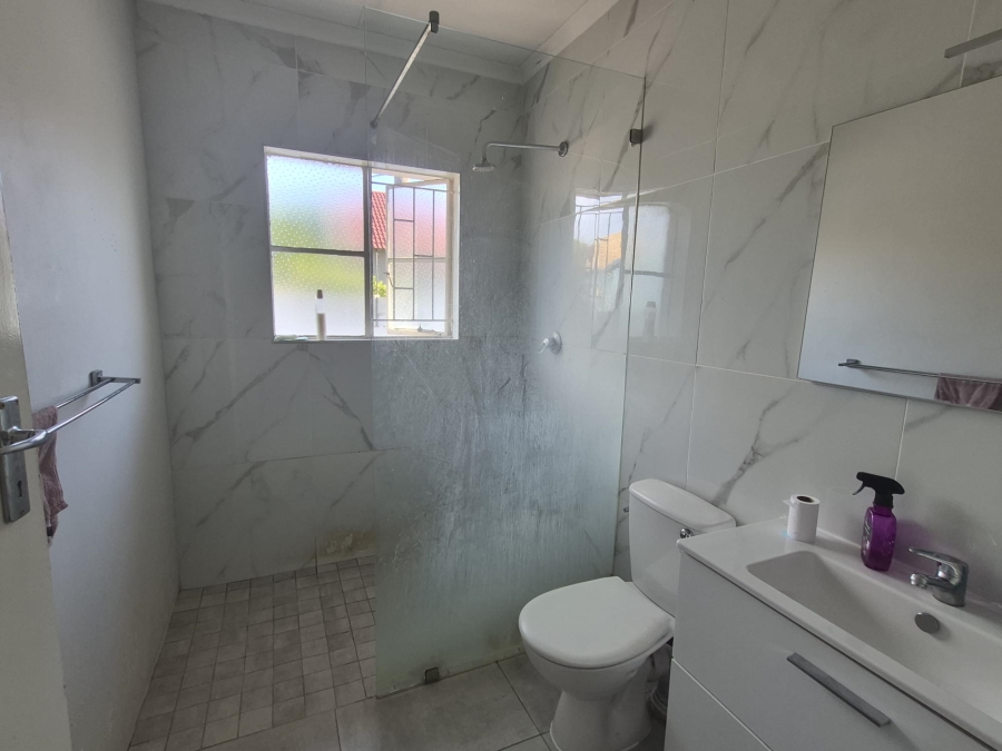 3 Bedroom Property for Sale in Weltevreden Park Gauteng