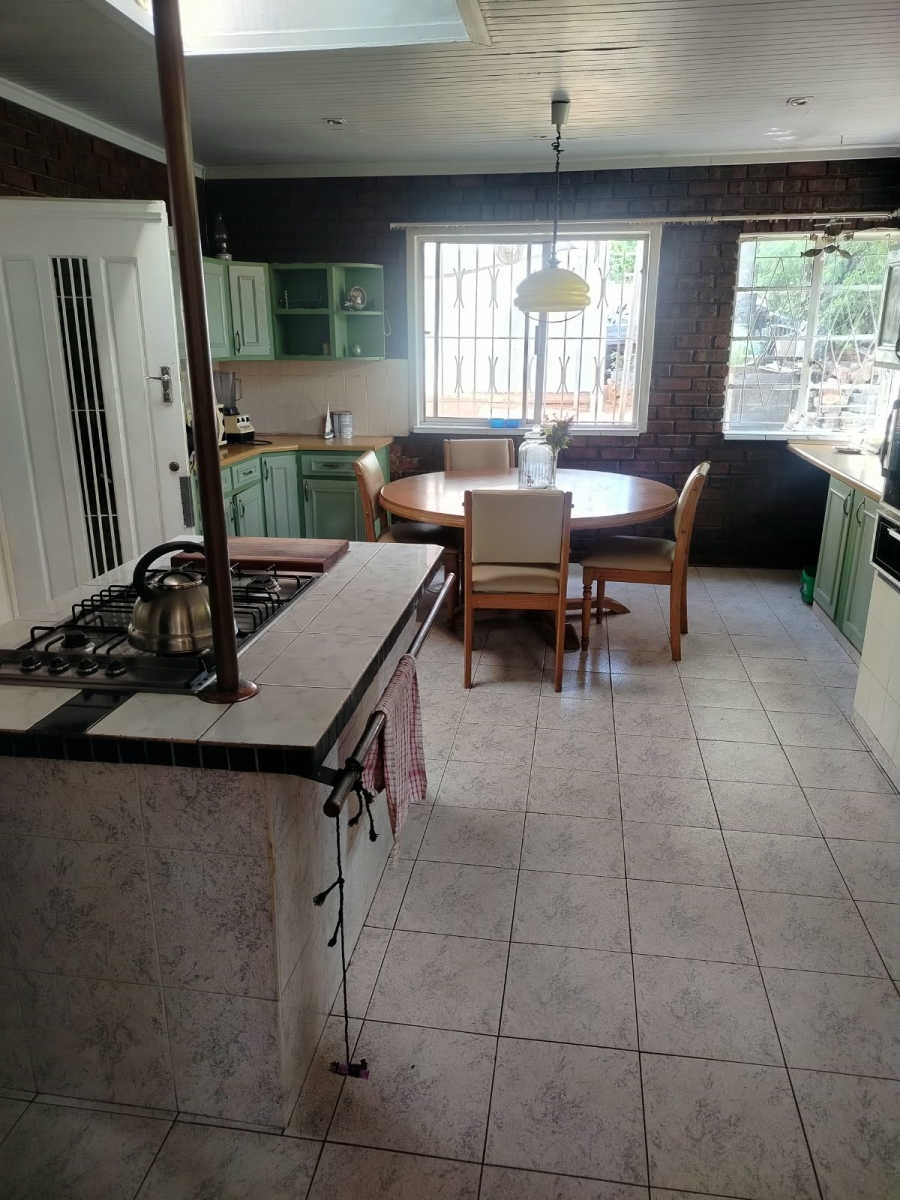 2 Bedroom Property for Sale in Bosmont Gauteng