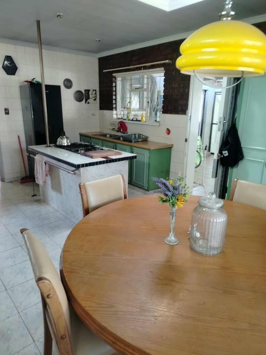 2 Bedroom Property for Sale in Bosmont Gauteng