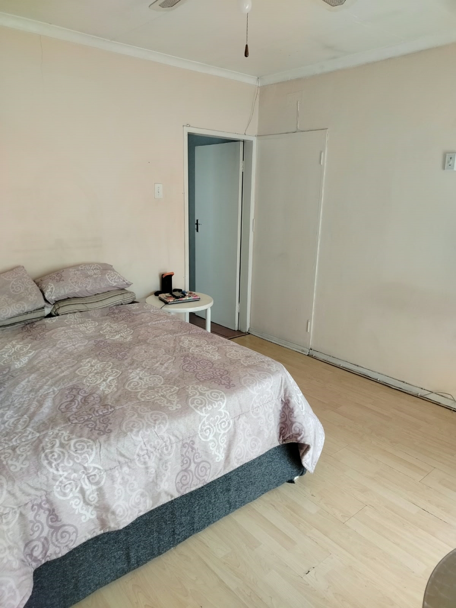 2 Bedroom Property for Sale in Bosmont Gauteng