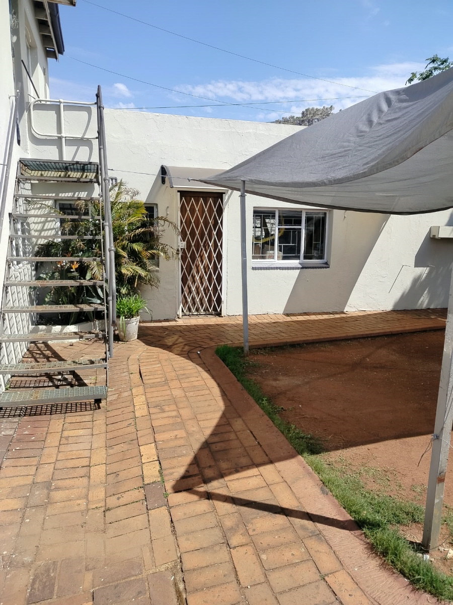 2 Bedroom Property for Sale in Bosmont Gauteng