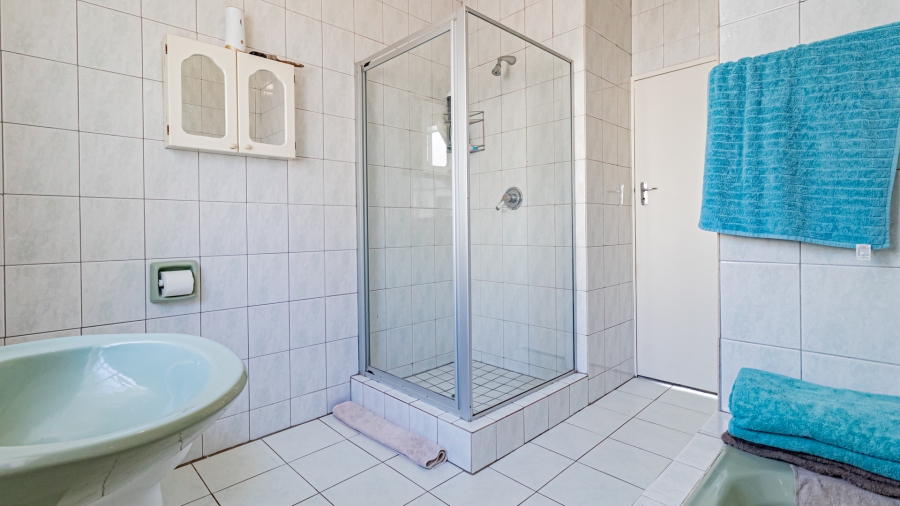 4 Bedroom Property for Sale in Eltonhill Gauteng