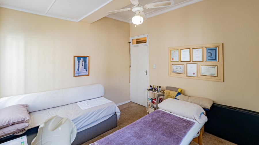 4 Bedroom Property for Sale in Eltonhill Gauteng
