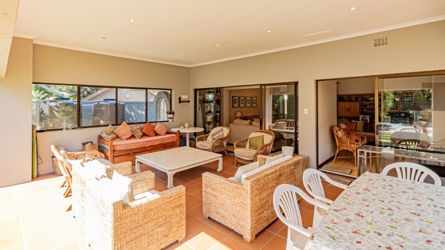 4 Bedroom Property for Sale in Eltonhill Gauteng