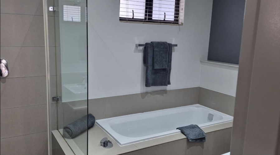2 Bedroom Property for Sale in Morningside Gauteng