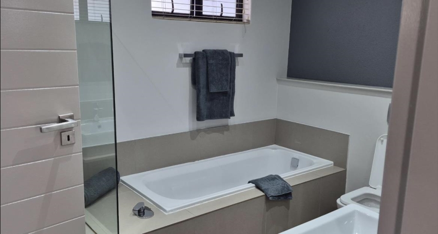 2 Bedroom Property for Sale in Morningside Gauteng