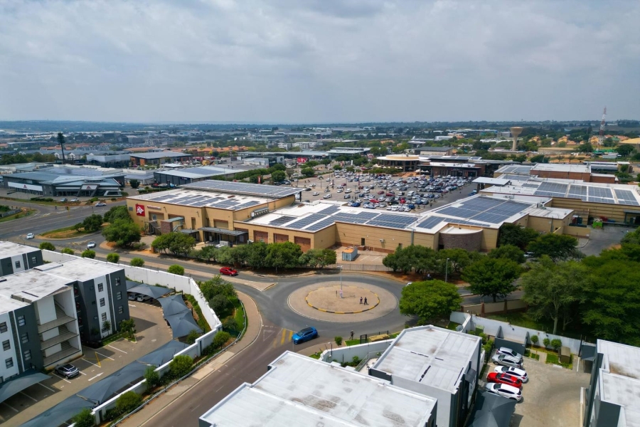 2 Bedroom Property for Sale in Erand Gardens Gauteng