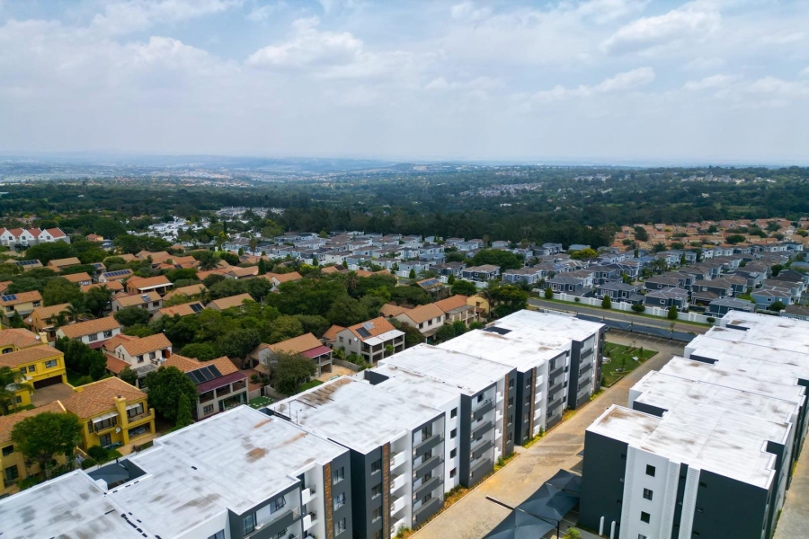 2 Bedroom Property for Sale in Erand Gardens Gauteng