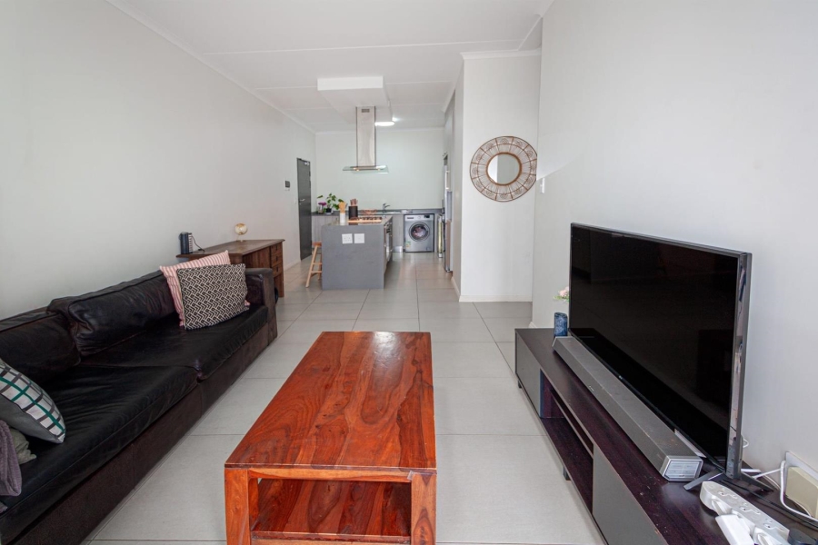 2 Bedroom Property for Sale in Erand Gardens Gauteng