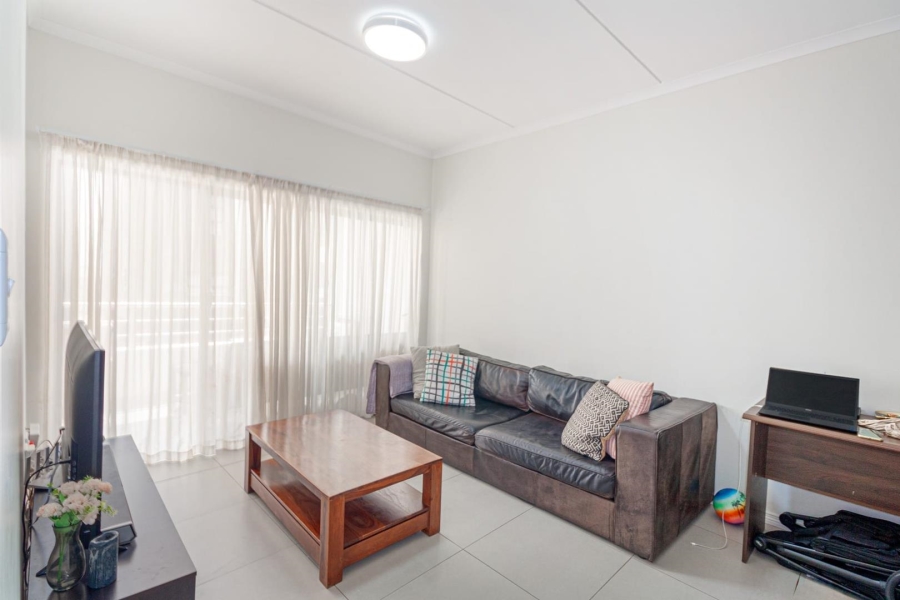 2 Bedroom Property for Sale in Erand Gardens Gauteng