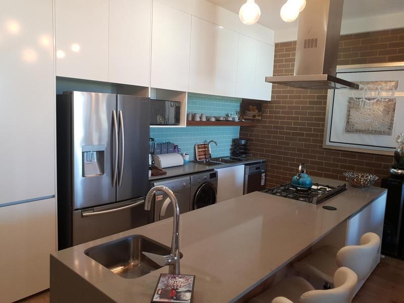 To Let 2 Bedroom Property for Rent in Midstream Estate Gauteng