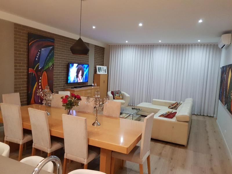 To Let 2 Bedroom Property for Rent in Midstream Estate Gauteng