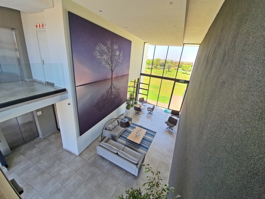 To Let 2 Bedroom Property for Rent in Midstream Estate Gauteng