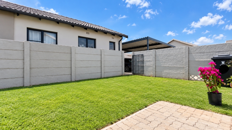3 Bedroom Property for Sale in Albertsdal Gauteng