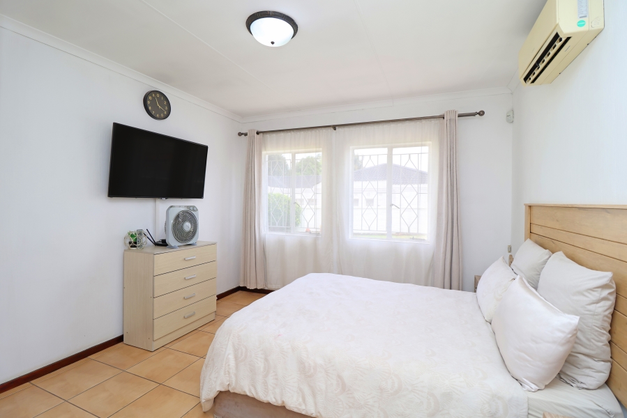 3 Bedroom Property for Sale in Corlett Gardens Gauteng