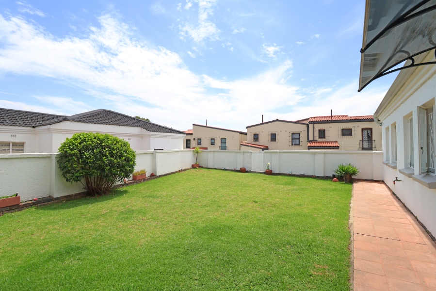 3 Bedroom Property for Sale in Corlett Gardens Gauteng