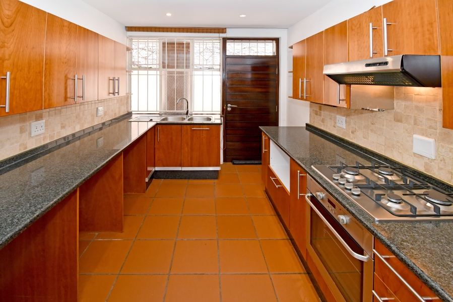 3 Bedroom Property for Sale in Birdhaven Gauteng