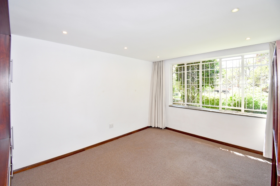 3 Bedroom Property for Sale in Birdhaven Gauteng