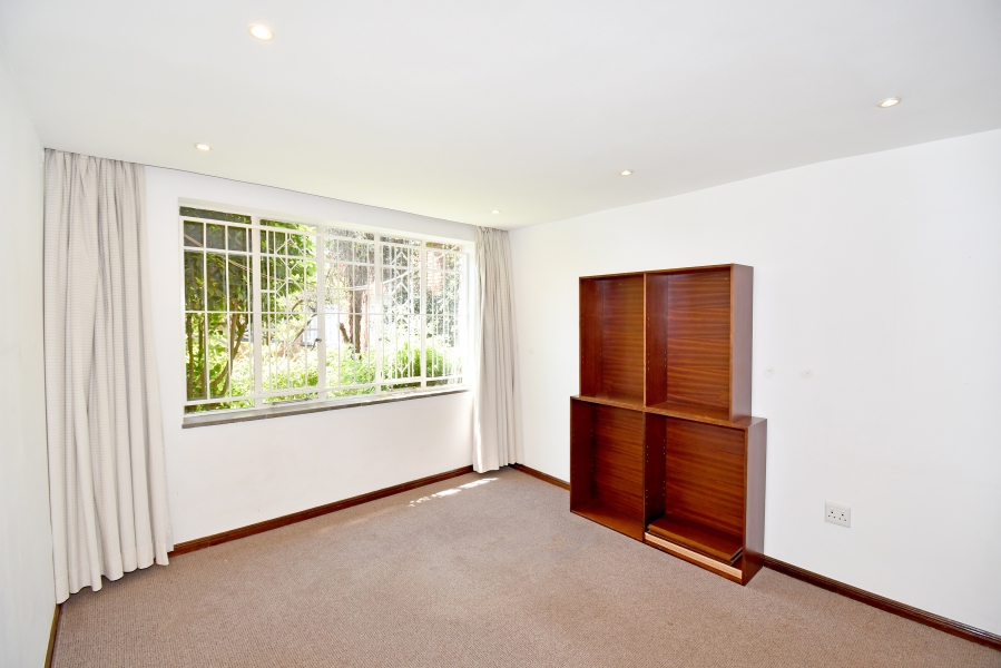 3 Bedroom Property for Sale in Birdhaven Gauteng